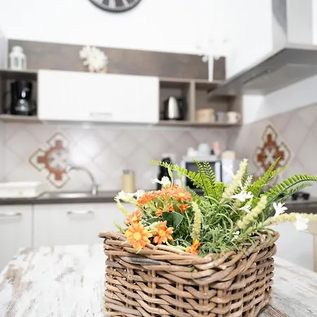Il Sole Dei 4 Canti Apartment Palermo